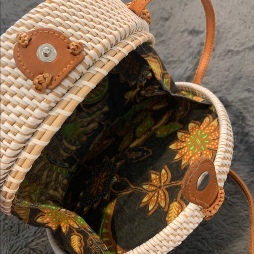 Cute Bag! - Picture 3 of 3